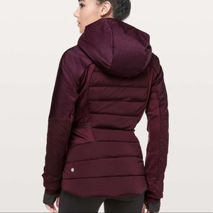 NWTs Lululemon Down For It All Dark Adobe Size 4